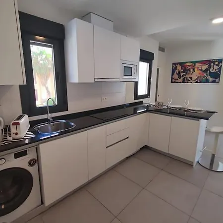 Piso Completo-parking Gratuito Apartment