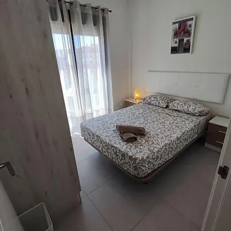 Piso Completo-parking Gratuito Apartamento *