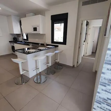 Piso Completo-parking Gratuito Apartamento